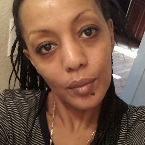 Meet your Posher, Senayit - Picture 1 of 1